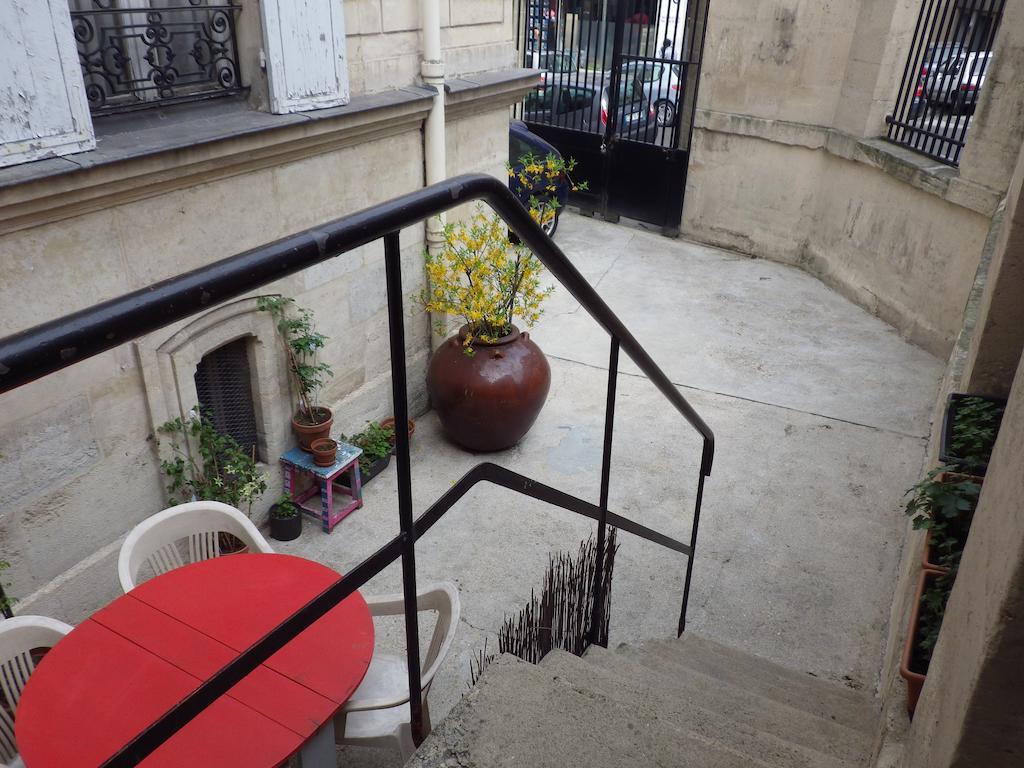 Appartement 2 Pieces Proche Du Sacre Coeur Paris Ruang foto
